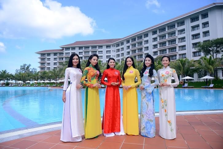Thí sinh hoa hậu Việt Nam sẵn sàng cho phần thi áo tắm - 6 Những con đường rợp bóng