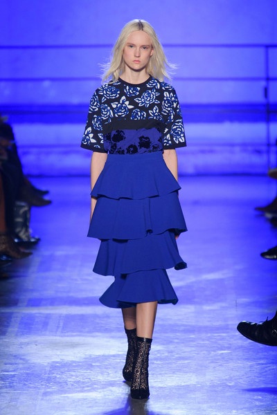BST gợi cảm của Emanuel Ungaro - 19 Emanuel Ungaro