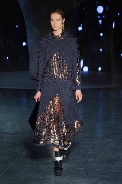 BST sành điệu của Kenzo - 13 kenzo