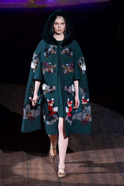 BST sang trọng của Dolce & Gabbana - 2 Dolce & Gabbana