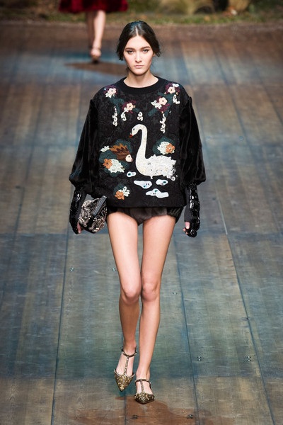 BST sang trọng của Dolce & Gabbana - 4 Dolce & Gabbana