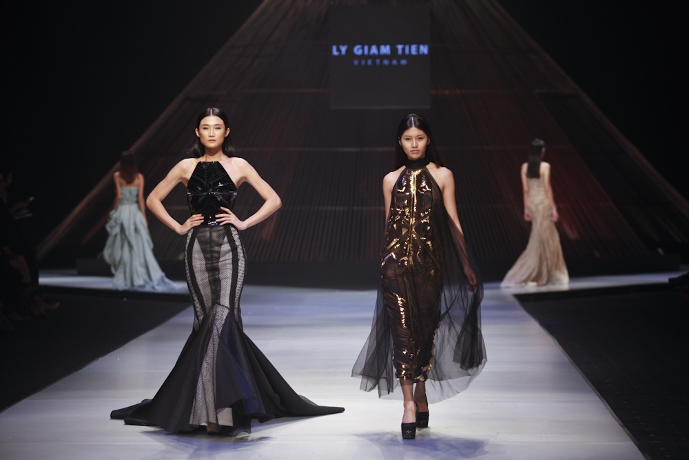 Đêm bế mạc đẹp mắt của tuần lễ thời trang quốc tế Việt Nam - 8 Đêm bế mạc đẹp mắt của tuần lễ thời trang quốc tế Việt Nam