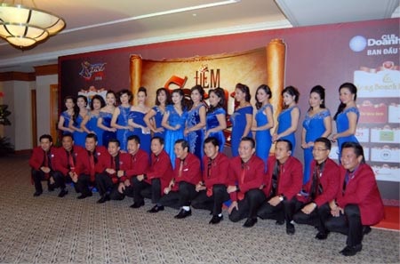 Chương trình diễn ra hoành tráng và sôi động