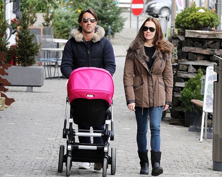Con gái tỷ phú F1 vui vẻ nghỉ lễ Giáng sinh cùng gia đình tại Thụy Sỹ - 1 Tamara Ecclestone