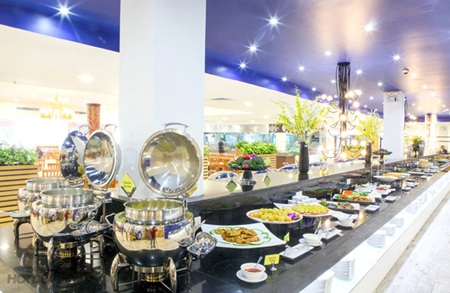 Tận hưởng tiệc Giáng sinh từng bừng tại Vạn Hoa Premium - 5 Không gian rộng lớn, sang trọng của Vạn Hoa Premium