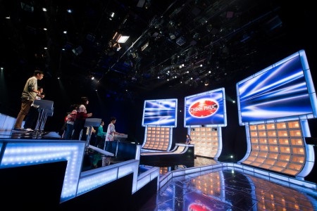 Chinh Phục tròn 1 tuổi: Những chặng đường đáng nhớ - 1 Toàn bộ trường quay và đội ngũ ekip đã sẵn đưa Chinh Phục lên sóng