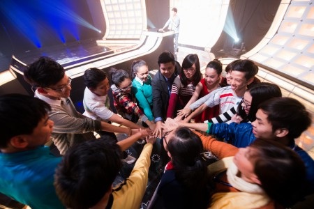 Chinh Phục tròn 1 tuổi: Những chặng đường đáng nhớ - 4 Toàn bộ trường quay và đội ngũ ekip đã sẵn đưa Chinh Phục lên sóng