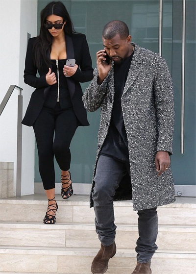Vợ chồng cô Kim lái siêu xe ra phố - 9 Kanye West và Kim Kardashian quấn quýt không rời từ khi kết hôn