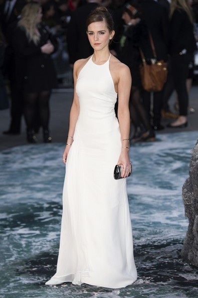 “Sao” và những chiếc váy hàng hiệu đẹp nhất năm 2014 - 11 Emma Watson trong chiếc váy của Ralph Lauren for a 'Noah' Premiere in London
