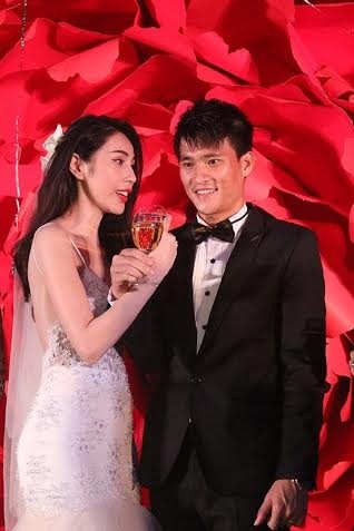 Thủy Tiên - Công Vinh và bữa tiệc cưới ấm cúng - 7 Thủy Tiên