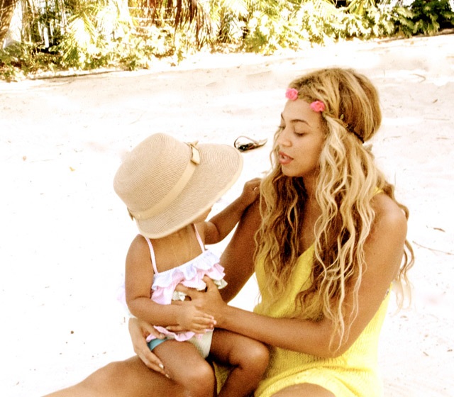 Những hình ảnh đáng yêu của con gái Beyonce - 14 Sao và bé