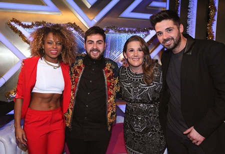 Ngôi sao của X Factor Anh quốc bế con đi hát - 8 Sam Bailey