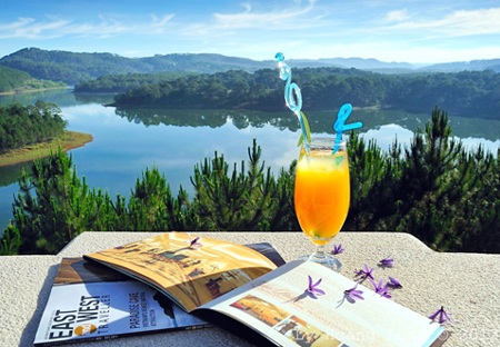 Nhật kí những ngày ở “Thiên Đường” - 2 Nhật kí những ngày ở “Thiên Đường”