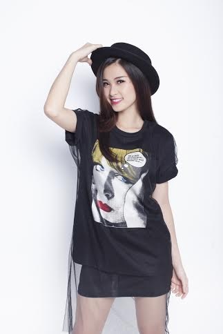 Đa dạng giải trí Tết - 1 Ca sĩ Đông Nhi