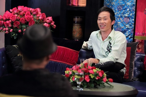 Talkshow Lần đầu tôi kể là buổi phóng vấn hiếm hoi của danh hài Hoài Linh trên sóng truyền hình