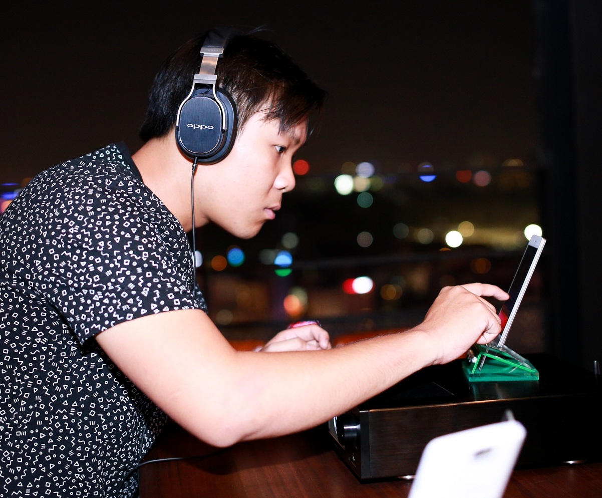 Dàn “sao” Việt tham gia show truyền hình “The Remix - Hòa âm và ánh sáng” - 7 Sự kết hợp ca sỹ Tóc Tiên, producer Long Halo, DJ Hoàng Touliver cũng sẽ là một tay chơi “nặng ký”