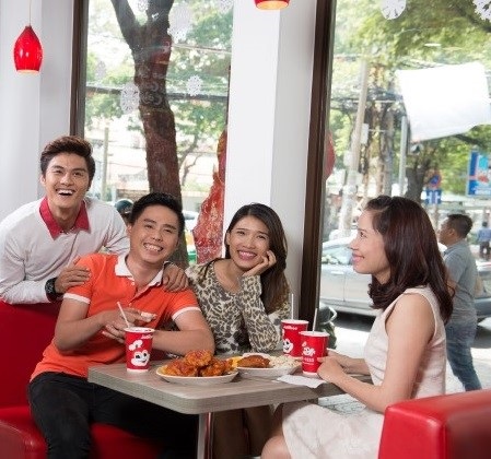 Bắt gặp Lâm Vinh Hải siêu cool đi ăn trưa - 2 Bắt gặp Lâm Vinh Hải siêu cool đi ăn trưa