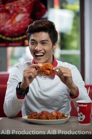 Bắt gặp Lâm Vinh Hải siêu cool đi ăn trưa - 4 Anh chàng háo hức chọn món ăn mà mình yêu thích
