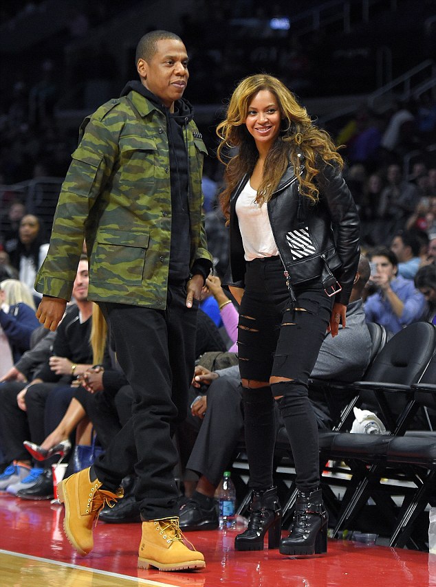 Beyonce - Jay Z hạnh phúc đi xem bóng rổ - 4 Beyonce and Jay Z