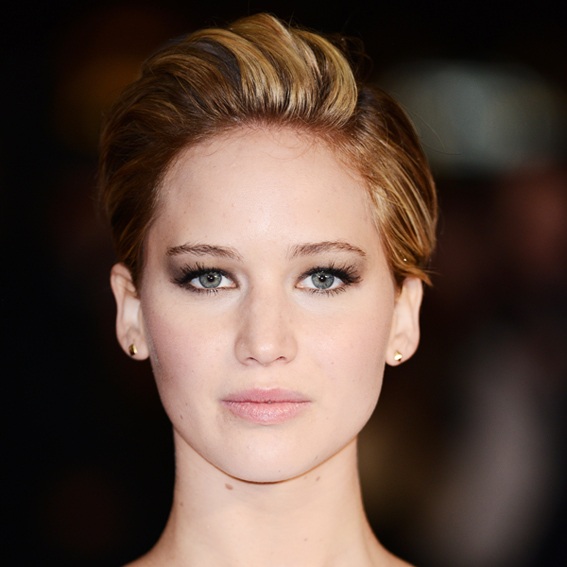 Jennifer Lawrence xinh đẹp theo năm tháng - 18 Năm 2013
