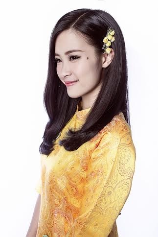 Đông Nhi biến tấu cho tóc xinh ngày xuân