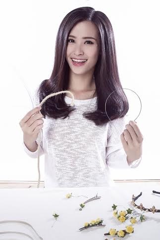 Đông Nhi biến tấu cho tóc xinh ngày xuân