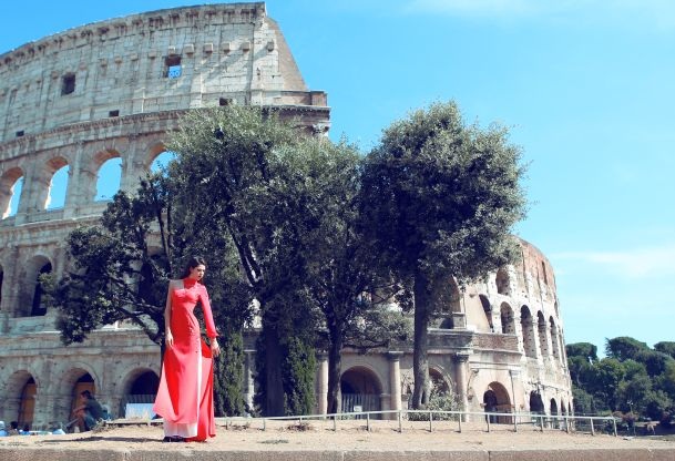 “Mẫu tây” duyên dáng với thiết kế của Đỗ Trịnh Hoài Nam - 5 Thời trang Đỗ Trịnh Hoài Nam - 63 Trần Nhân Tông, Hà Nội