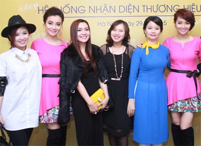 Mai Thu Huyền và chị gái trẻ trung với váy đôi - 10 Minh Thu