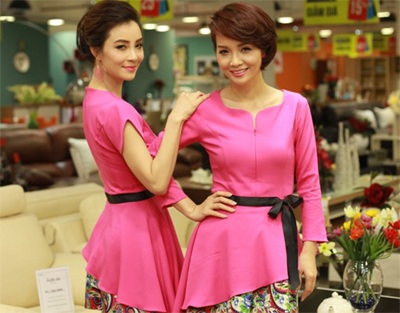 Mai Thu Huyền và chị gái trẻ trung với váy đôi - 2 Minh Thu