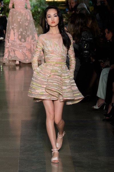 Những mẫu váy đẹp nhất tại tuần lễ thời trang cao cấp Paris - 4 Váy của Elie Saab