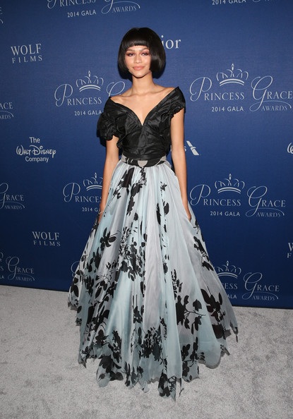 “Sao” và váy bồng sành điệu - 9 Zendaya Coleman
