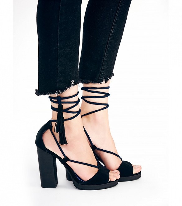 Những mẫu giày đẹp mắt của năm 2015 - 16 Ấn tượng mẫu giầy 2015