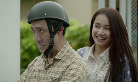 Những nét biểu cảm “khó đỡ” của Trấn Thành - 5 Gương mặt đầy hăm hở của Nam đẹp trai khi đến tặng quà để làm vui lòng người đẹp