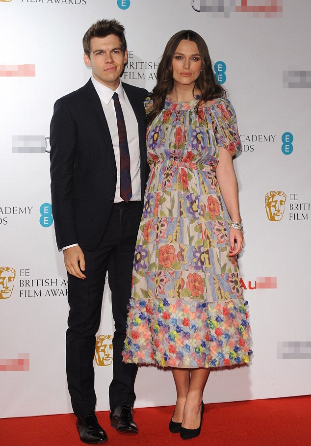 Keira Knightley được chồng hộ tống dự sự kiện