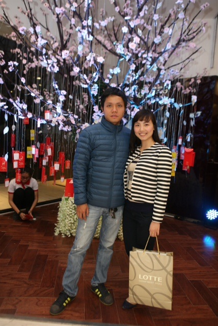 Không gian lãng mạn trong lễ tình nhân ở Hà Nội