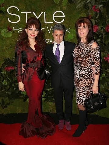 Em gái Cẩm Ly dự show Quỳnh Paris ở New York - 5 Vợ chồng nam diễn viên Anthony Aquilino cũng là những khách mời quan trọng của show.