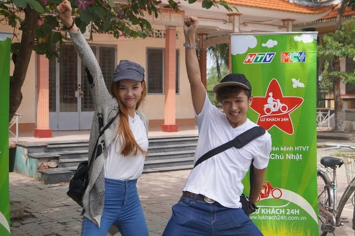 Minh Xù hát Cơn mưa tình yêu tặng siêu mẫu Kỳ Hân - 2 Bộ đôi đều hào hứng trước cơ hội được tham gia “Lữ Khách 24h”