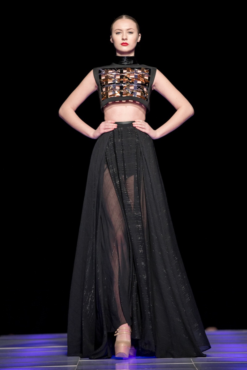 Quán quân Project Runway gây ấn tượng với khán giả New York - 12 Quán quân Project Runway gây ấn tượng với khán giả New York