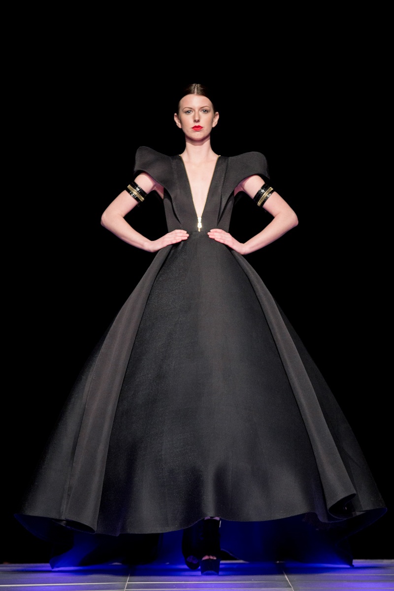 Quán quân Project Runway gây ấn tượng với khán giả New York - 15 Quán quân Project Runway gây ấn tượng với khán giả New York