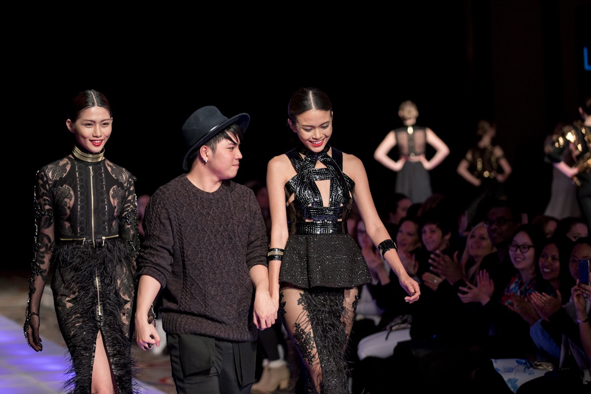 Quán quân Project Runway gây ấn tượng với khán giả New York - 16 Quán quân Project Runway gây ấn tượng với khán giả New York