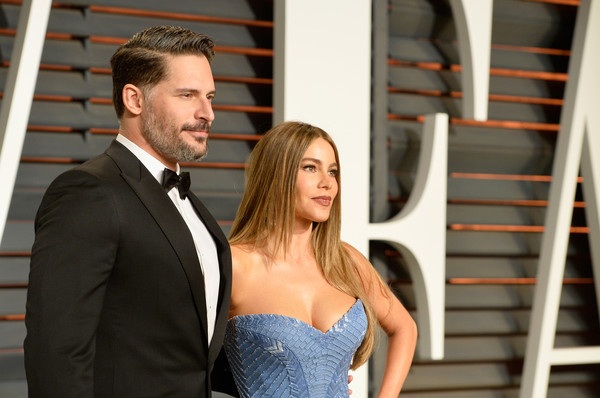 Mỹ nhân Hollywood khoe “vòng một” nảy nở trong tiệc hậu Oscar - 1 Sofia Vergara