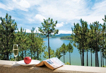 Hồ Tuyền Lâm - “viên ngọc bích” của du lịch Dalat