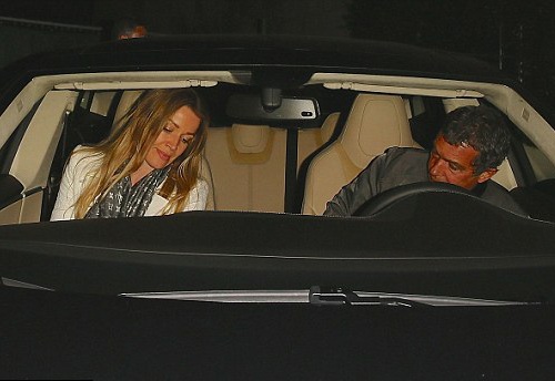 “Sao” phim Mặt nạ Zorro hạnh phúc bên bạn gái trẻ - 7 Antonio Banderas