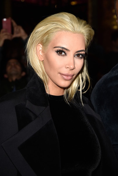 Những “sao” cực xinh với tóc bạch kim - 13 Kim Kardashian