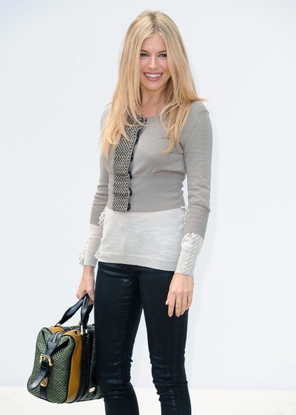 Những “sao” cực xinh với tóc bạch kim - 11 Sienna Miller