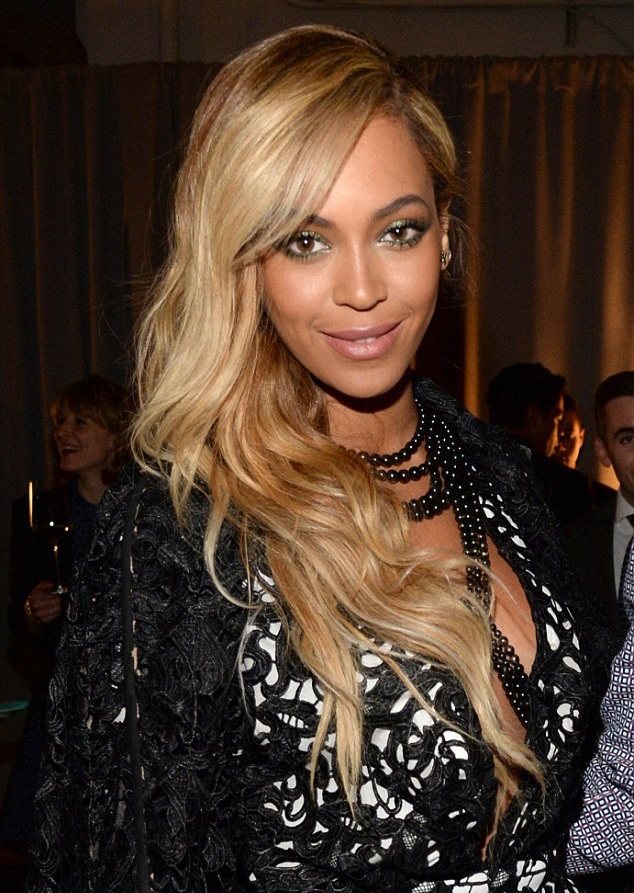 Beyonce bốc lửa dự tiệc - 7 Beyonce