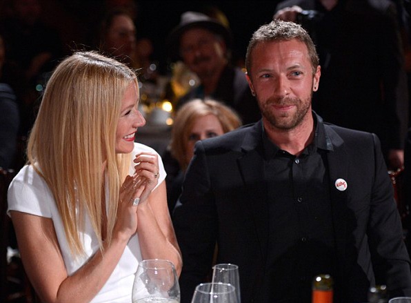 Kate Hudson bất ngờ đi biển cùng thủ lĩnh nhóm Coldplay - 10 Kate Hudson