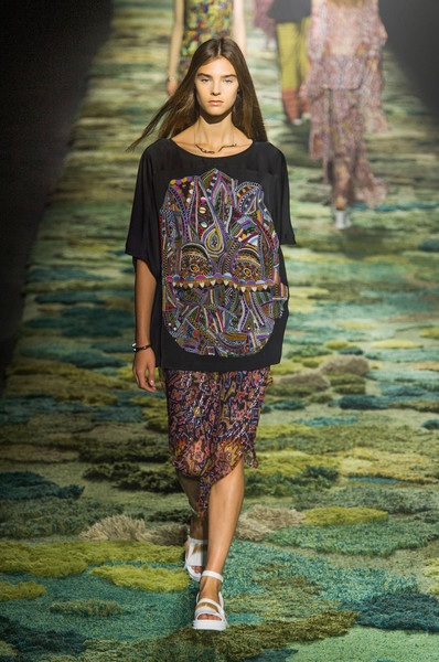Bộ sưu tập rực rỡ sắc màu của Dries Van Noten - 15 Dries Van Noten at Paris Fashion Week Spring 2015