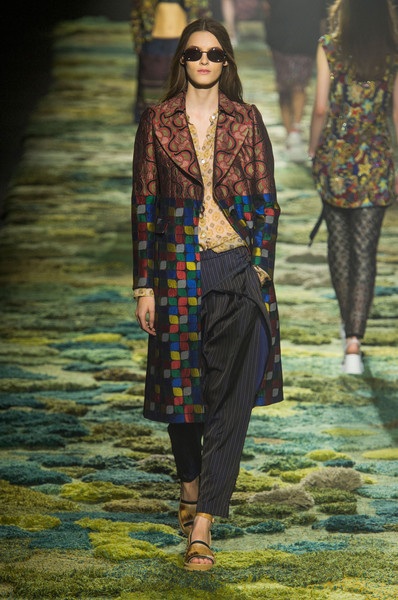 Bộ sưu tập rực rỡ sắc màu của Dries Van Noten - 17 Dries Van Noten at Paris Fashion Week Spring 2015