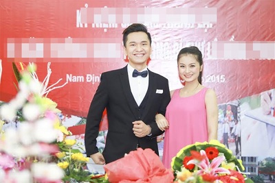 Diễn viên Diệu Hương bế bụng bầu dự sự kiện